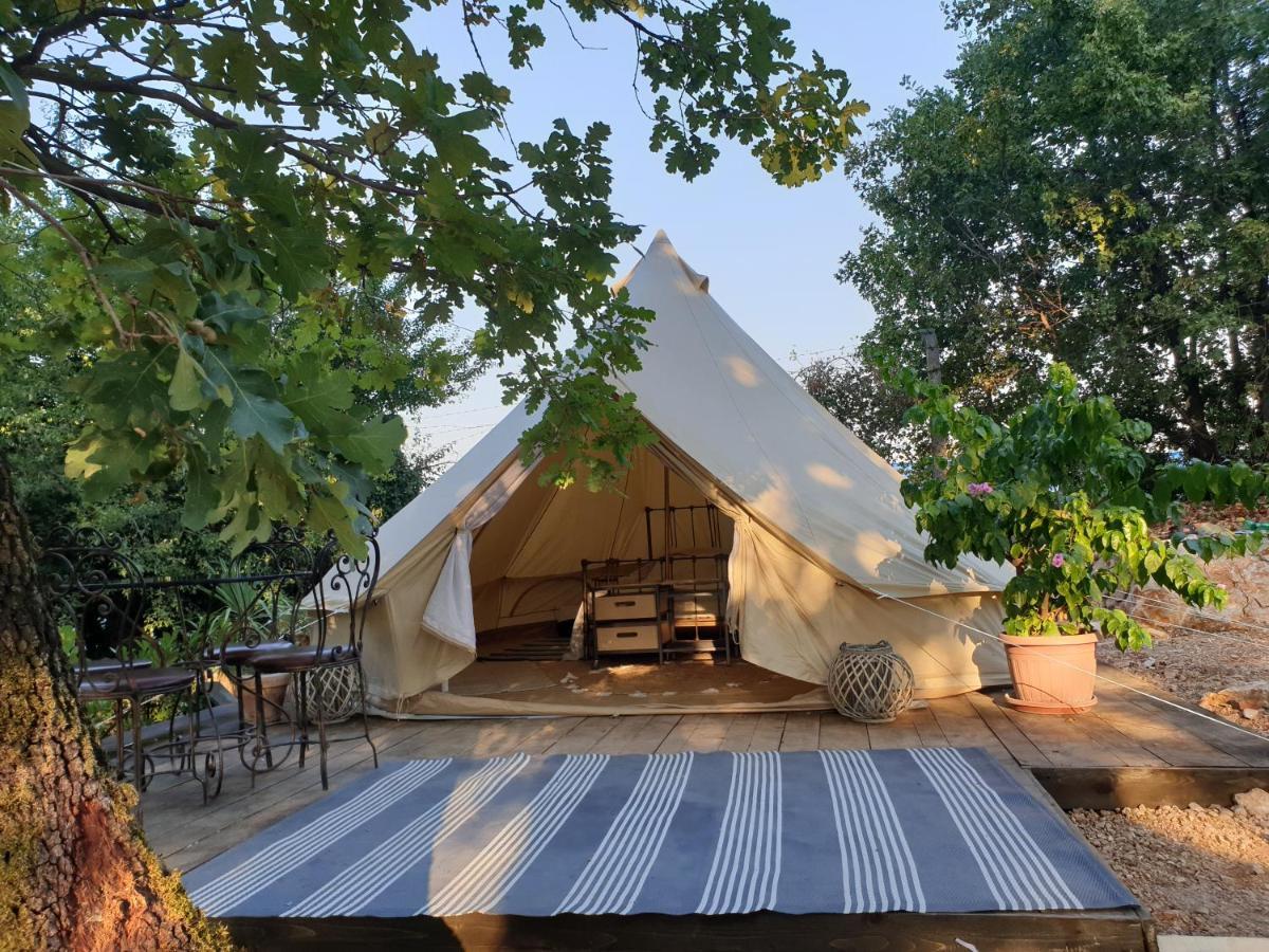 Rock Oak Camping 2 Imotski Exterior photo